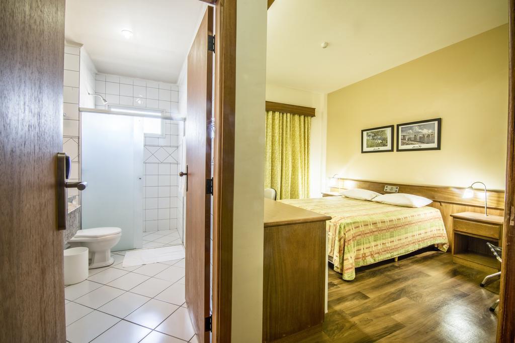 Jr Hotel Marilia Luaran gambar