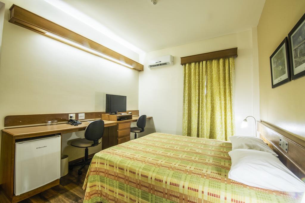 Jr Hotel Marilia Luaran gambar