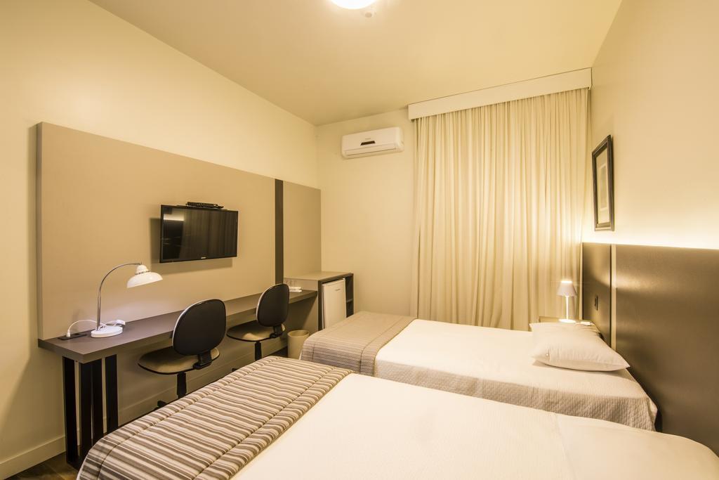 Jr Hotel Marilia Luaran gambar