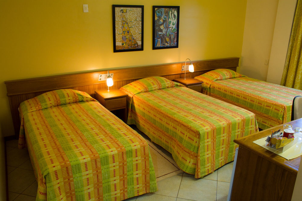 Jr Hotel Marilia Luaran gambar